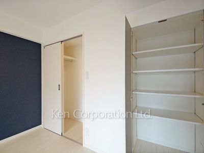 Closet ※Photo of the same layout on 7 floor. Decoration and fixture may differ.
