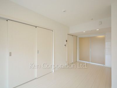 Living-Dining ※Photo of the same layout on 7 floor. Decoration and fixture may differ.