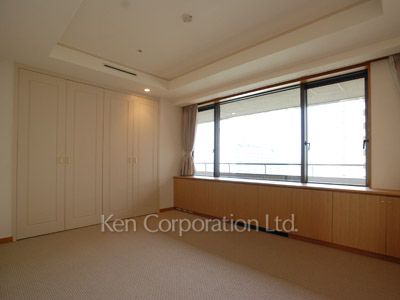 Other Room ※Photo of the same layout on 10 floor. Decoration and fixture may differ.