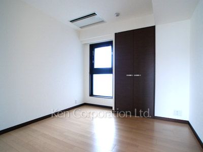 Other Room ※Photo of the same layout on 5 floor. Decoration and fixture may differ.