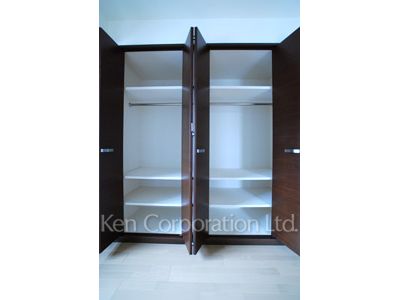 Closet ※Photo of the same layout on 5 floor. Decoration and fixture may differ.