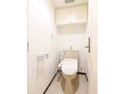 Lavatory