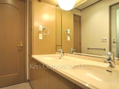 Powder Room
