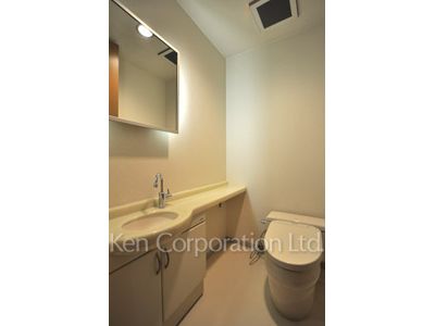 Lavatory