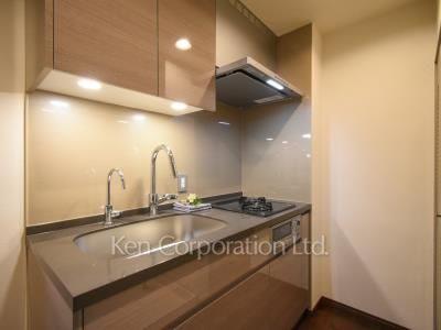 Kitchen ※Photo of the same layout on 1 floor. Decoration and fixture may differ.