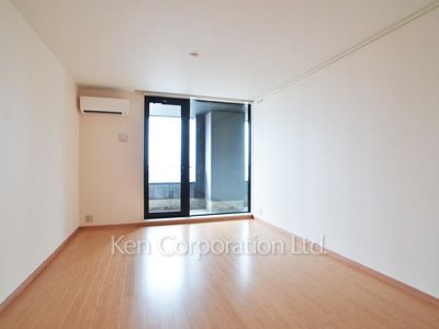 Living-Dining ※Photo of the same layout on 14 floor. Decoration and fixture may differ.