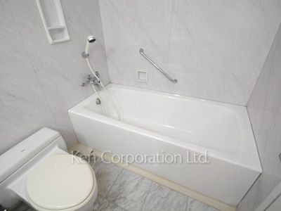 Bath ※Photo of the same layout on 3 floor. Decoration and fixture may differ.