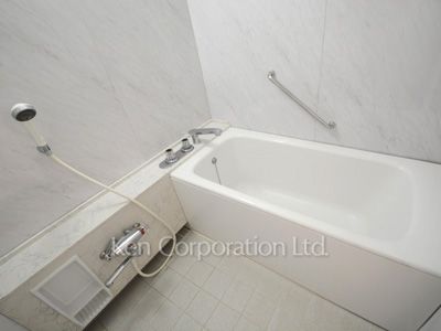 Bath ※Photo of the same layout on 3 floor. Decoration and fixture may differ.