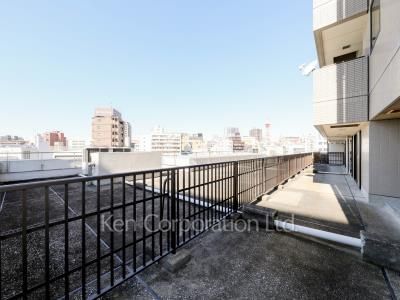 Roof Balcony