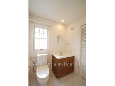 Lavatory