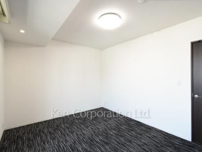 Bedroom ※Photo of the same layout on 15 floor. Decoration and fixture may differ.