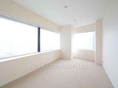 Bedroom ※Photo of the same layout on 20 floor. Decoration and fixture may differ.