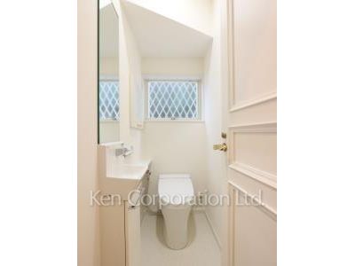 Lavatory