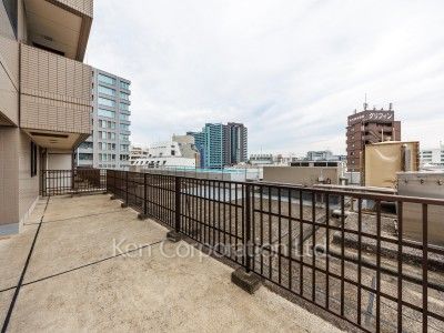 Roof Balcony