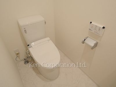 Lavatory ※Photo of the same layout on 16 floor. Decoration and fixture may differ.