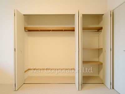 Closet ※Photo of the same layout on 4 floor. Decoration and fixture may differ.