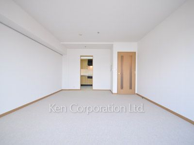 Living-Dining ※Photo of the same layout on 10 floor. Decoration and fixture may differ.