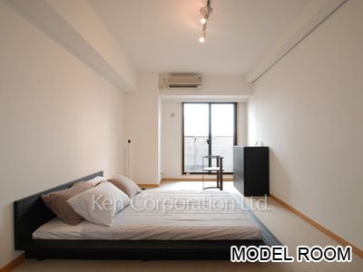 Bedroom ※Photo of the same layout on 8 floor. Decoration and fixture may differ.