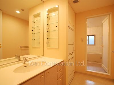 Powder Room