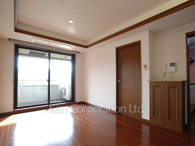 Living-Dining ※Photo of the same layout on 3 floor. Decoration and fixture may differ.