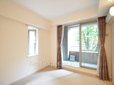 Bedroom ※Photo of the same layout on 2 floor. Decoration and fixture may differ.