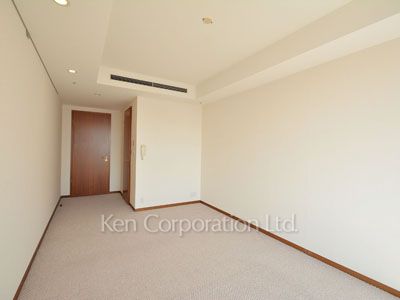 Bedroom ※Photo of the same layout on 25 floor. Decoration and fixture may differ.