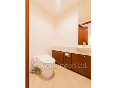 Lavatory