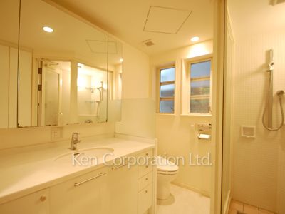 Powder Room