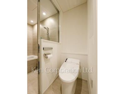 Lavatory ※Photo of the same layout on 23 floor. Decoration and fixture may differ.