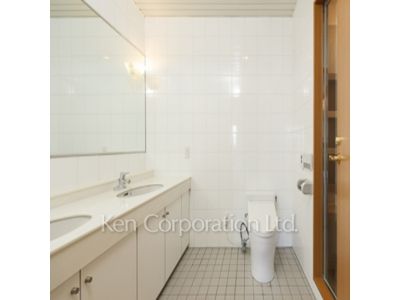 Lavatory