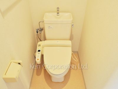 Lavatory ※Photo of the same layout on 11 floor. Decoration and fixture may differ.