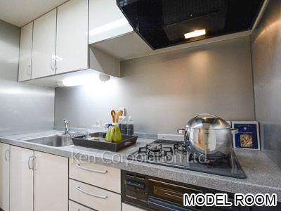 Kitchen ※Photo of the same layout on 2 floor. Decoration and fixture may differ.
