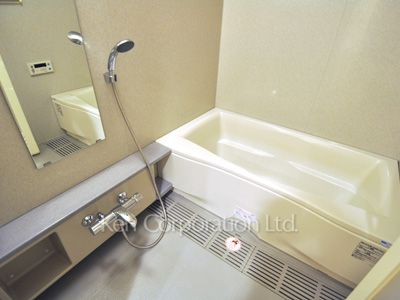 Bath ※Photo of the same layout on 2 floor. Decoration and fixture may differ.
