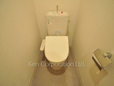 Lavatory ※Photo of the same layout on 2 floor. Decoration and fixture may differ.