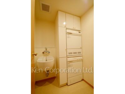 Other Interior/Fixtures ※Photo of the same layout on 23 floor. Decoration and fixture may differ.