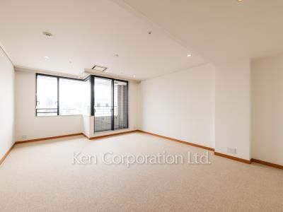 Bedroom ※Photo of the same layout on 3 floor. Decoration and fixture may differ.