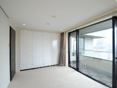 Other Room ※Photo of the same layout on 21 floor. Decoration and fixture may differ.