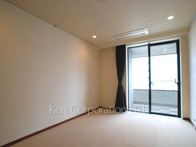 Bedroom ※Photo of the same layout on 17 floor. Decoration and fixture may differ.