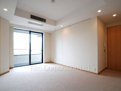 Bedroom ※Photo of the same layout on 21 floor. Decoration and fixture may differ.