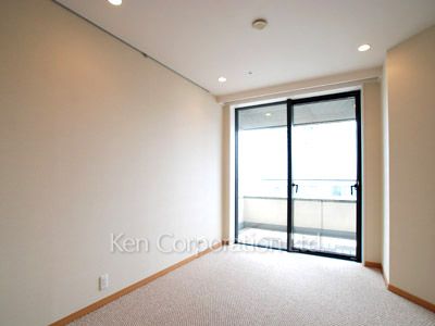 Other Room ※Photo of the same layout on 21 floor. Decoration and fixture may differ.