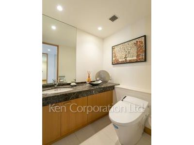 Lavatory
