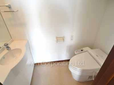 Lavatory