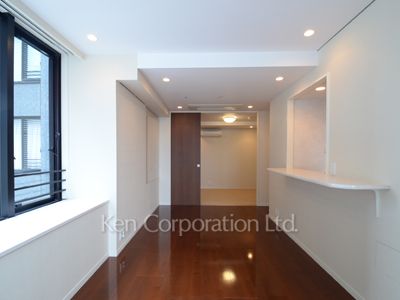 Living-Dining ※Photo of the same layout on 12 floor. Decoration and fixture may differ.