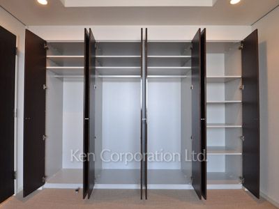 Closet ※Photo of the same layout on 14 floor. Decoration and fixture may differ.
