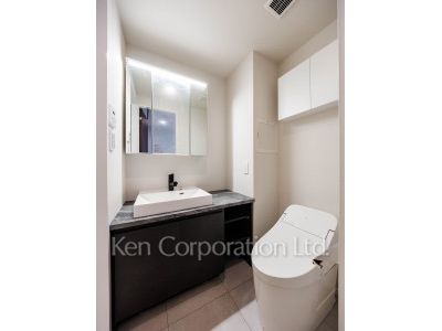 Powder Room