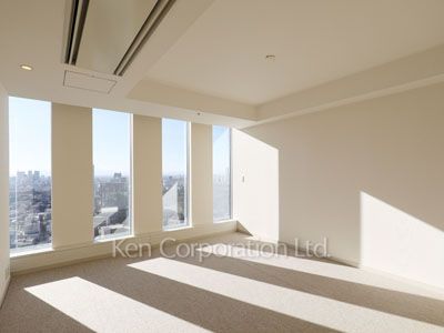 Bedroom ※Photo of the same layout on 35 floor. Decoration and fixture may differ.