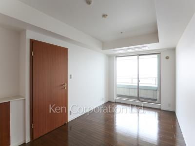 Bedroom ※Photo of the same layout on 21 floor. Decoration and fixture may differ.