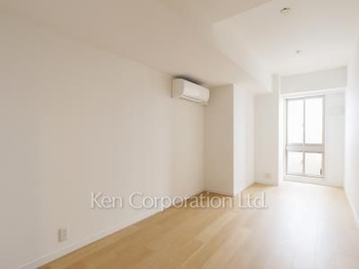 Bedroom ※Photo of the same layout on 38 floor. Decoration and fixture may differ.