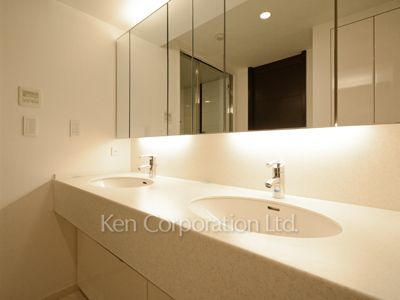 Powder Room