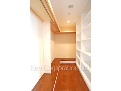 Walk-In Closet